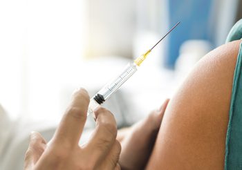‘หมอยง’ เผยแนวทางพัฒนาวัคซีนโควิด-19 ข้อดี/ข้อเสีย แต่ละชนิด