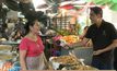 ข้าวราดแกง  ร้านเจ๊แอ๋ว ตลาดคลองเตย