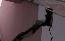 ผวา! บ้านทรุดพังระนาว 5 หลังรวด