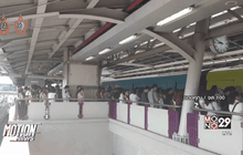 บีทีเอสตากสินขัดข้องล่าช้า 20 นาที