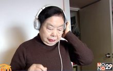 คุณยายชาวญี่ปุ่นทำงานเป็นดีเจเปิดแผ่น