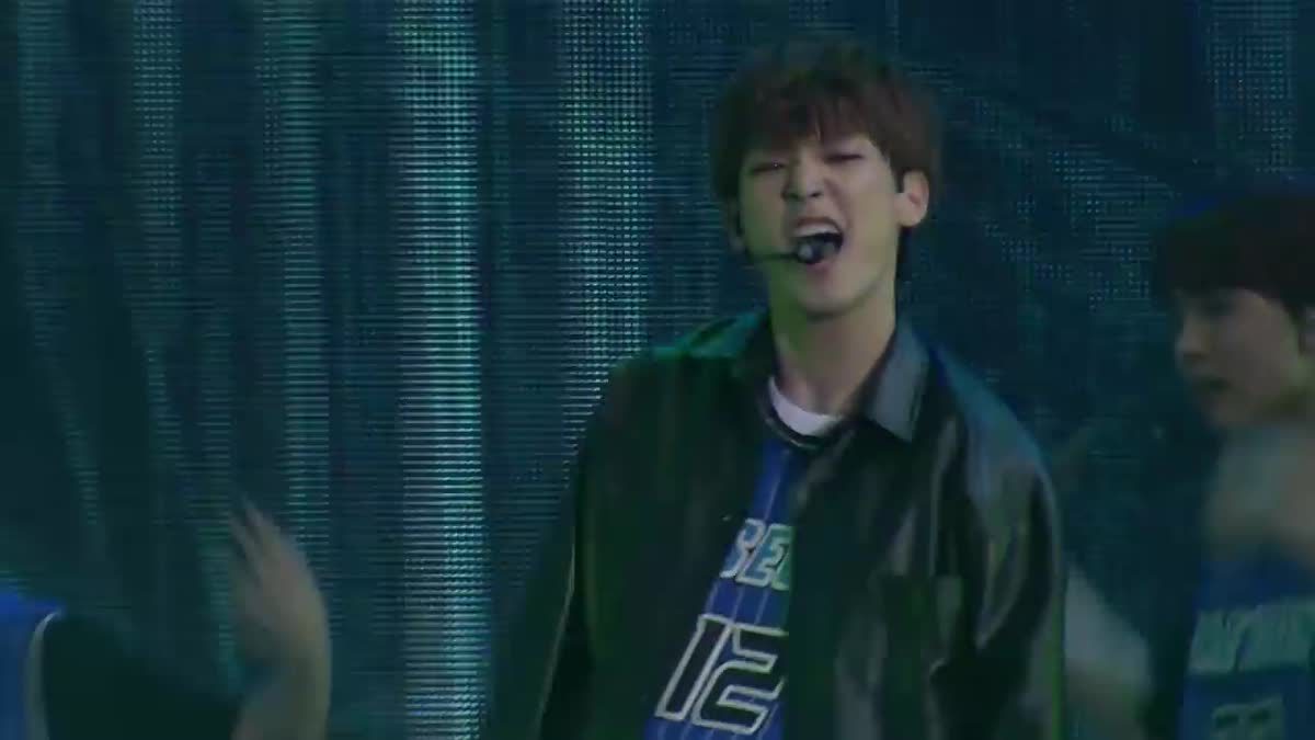 2017 SF9 BE MY FANTASY in Bangkok - WATCH OUT