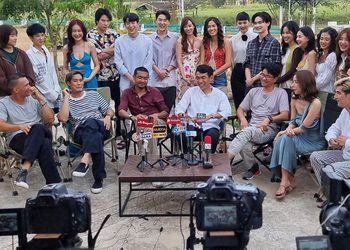 คุณชายอดัม เชิญทัพนักข่าวบุกเขาใหญ่ ร่วมเจาะลึกนักแสดง THE OUTING ซีรีส์ที่มากกว่าเรื่องชู้รักและหักหลัง