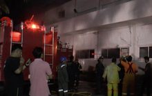 ไฟไหม้โรงงานผลิตหลอดไฟนิคมบางปู
