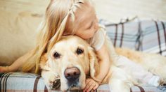 กอดกันนะ! 10 เหตุผลดีๆ ที่คนเราควร กอดกัน ให้บ่อยขึ้น