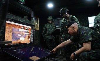 ”ผบ.พล ร.9“ ตรวจเยี่ยมการฝึก เตรียมพร้อมรับมือภัยคุกคามทุกรูปแบบ