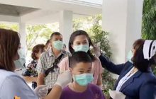 บรรยากาศ สธ.แจกหน้ากากอนามัย