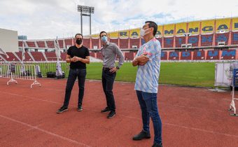 ตัวแทน “ผีแดง-หงส์” บินตรวจเตรียมความพร้อม สนามราชมังคลากีฬาสถาน ต้อนรับ THE MATCH Bangkok Century Cup 2022