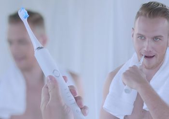 รู้หรือไม่!? แปรงสีฟันไฟฟ้า มีกี่ประเภท แล้วแบบไหนที่เหมาะกับช่องปากเรา