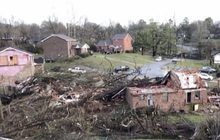 ทอร์นาโดถล่มสหรัฐ มีผู้เสียชีวิตอย่างน้อย 22 คน