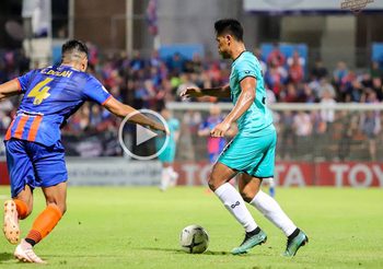 VIDEO : คืนร่างเทพ! ชมจังหวะ ‘สิโรจน์’ กระชากหลบสามคนก่อนจบไม่สวย