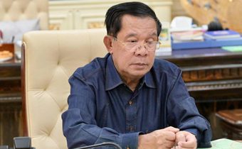 “ฮุนเซน” เคลื่อนไหวผ่านเฟซบุ๊ก ลั่น “เราไม่มีสิทธิ์ที่จะเจ็บป่วย-หยุดพัก ในขณะที่บ้านเมือง-ปชช.กำลังทุกข์ร้อน”