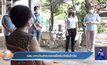 อสม.เคาะบ้านสำรวจรายชื่อรับวัคซีนโควิด