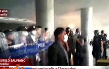 ตำรวจบราซิลบุกประท้วงที่รัฐสภา