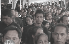 ประชาชนเข้าสักการะพระบรมศพเนืองแน่น