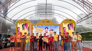 “BUS” ขึ้นแท่นพรีเซนเตอร์บนซองขนม“โปเต้ ปาปริก้า คอนเน่” เสิร์ฟกิจกรรม‘กรอบ อร่อย สนุกไปด้วยกัน POPACORN EVERYDAY’สุดฟิน!