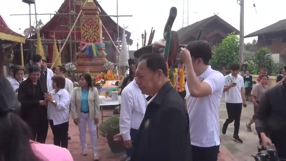 ฟิล์ม รัฐูภูมิ ขึ้นเชียงใหม่พบปะชาวบ้าน ขอคนรุ่นใหม่เข้าสภา