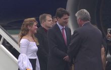 นายกฯ แคนาดากักตัว หลังภริยาติดเชื้อโควิด-19