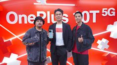 OnePlus ชวน โอ๊ต-แบงค์ โชว์ทดสอบสมาร์ทโฟนเรือธงในงาน OnePlus 10T 5G Pop-up Event