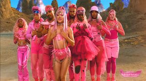 “Lady Gaga” กลับมากับลุคไซเบอร์พังค์สุดแฟนตาซี ใน MV เพลงใหม่ “Stupid Love”