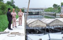 ทร.ส่งเรือผลักดันน้ำ ช่วยระบายน้ำคลองลาดพร้าว