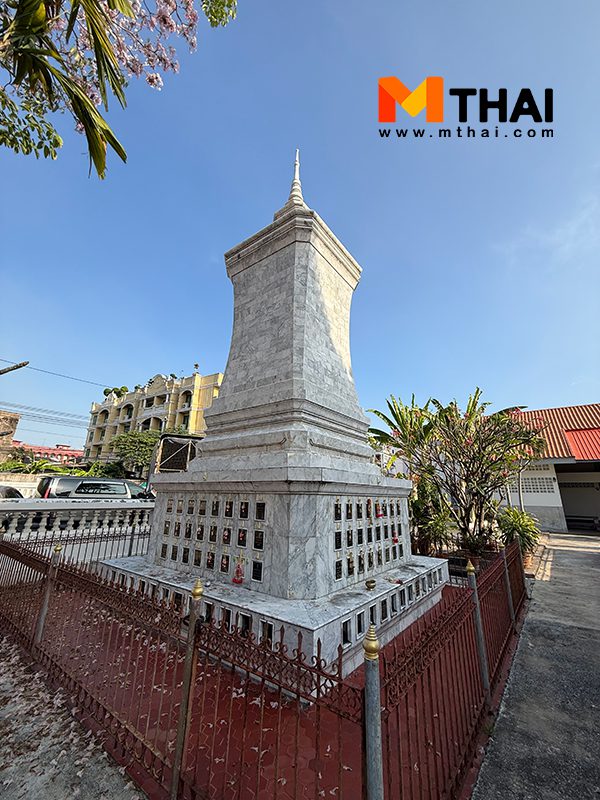 สถูปบรรจุอัฐิคนในสกุลบุรณศิริ