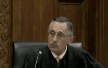 ศาลสั่งร้านปืนสหรัฐจ่ายเหยื่อกว่า 206 ล้านบาท