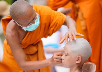 บวชแล้ว สามเณรช่อสะอาด – แม่ชีน้อยช่อสะอาด