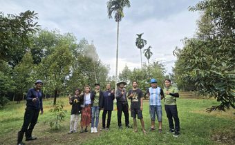 “ธนาคารที่ดิน” ติดตามการดำเนินการช่วยเหลือเกษตรกรและผู้ยากจนใน อ.ชัยบุรี และ อ.ท่าฉาง จ.สุราษฎร์ธานี ด้านตัวแทนเกษตรกรย้ำธนาคารที่ดิน เป็นความหวังของเกษตรกรและประชาชนผู้ยากจนคนไทย