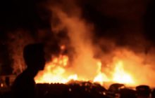 จุดพลุฉลองปีใหม่ ไหม้โกดัง