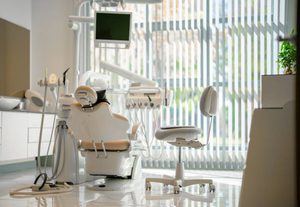 แนะนำคลินิกทำฟัน ใกล้ฉัน เบิกประกันสังคมได้ รักษาโดยทันตแพทย์ชำนาญการ