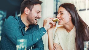 ผลวิจัยชี้ คนมีแฟนมักอ้วนขึ้น กว่าคนโสด ความรักดี น้ำหนักก็ขึ้นตาม เพราะเหตุนี้!!!