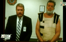 ผู้ต้องสงสัยก่อเหตุกราดยิงในสหรัฐฯ ขึ้นศาล