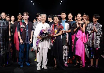 แรงต่อเนื่องกับวันที่สามของ “Siam Paragon Bangkok International Fashion Week 2023” (BIFW2023) จากแบรนด์ดีไซเนอร์ระดับไอคอนของไทย