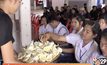 เพื่อนนักเรียนร่วมส่ง “น้องพลอย” ด้วยความอาลัย