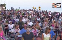 พาเหรด “ซอมบี้ปั่นจักรยาน” คึกคัก