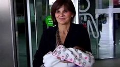 รอยยิ้มของคนเป็นแม่! คุณแม่วัย62 ให้กำเนิดลูกสาว สุขภาพแข็งแรง น่ารัก