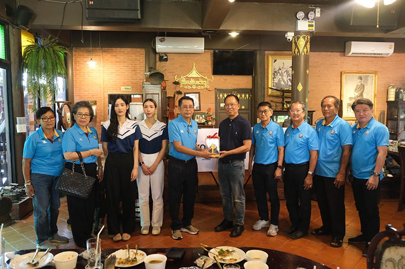 หอการค้าจังหวัดอ่างทอง