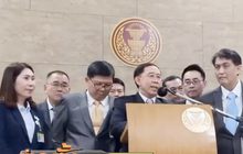 “เศรษฐกิจใหม่” แถลงยันไม่ย้ายขั้วซบรัฐบาล