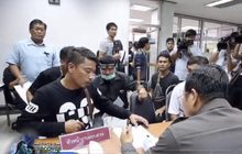 ตร.สอบรถตู้ 21 คันขนคนให้กำลังใจ “ยิ่งลักษณ์”