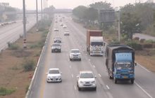 ประชาชนทยอยเดินทางออกต่างจังหวัด