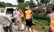 รถน้ำมัน 4 หมื่นลิตรพลิกคว่ำ จ.ปราจีนบุรี