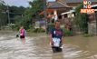 “เชียงราย-พะเยา” วิกฤต! ท่วมแล้วกว่า 400 หลัง ชาวบ้านลุยน้ำรับอาหารประทังชีวิต