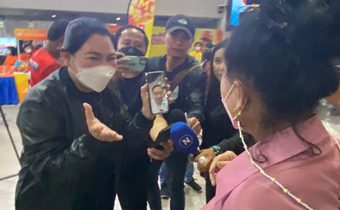 “ลุงป้อม” วิดีโอคอลส่ง ปชช.เดินทางช่วงสงกรานต์