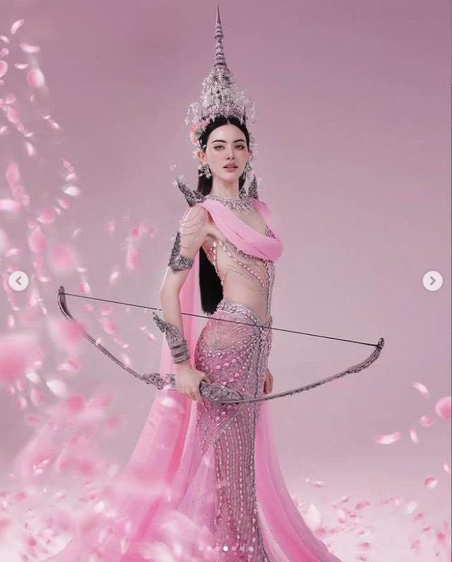 ใหม่ ดาวิกา