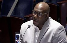 น้องชายฟลอยด์เรียกร้องปฏิรูปตำรวจ