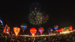 ตัวแด๊ดวงการเพลงไทย! น้อย วงพรู – บุรินทร์ – อะตอม – PAUSE ปล่อยของไม่กั๊ก ระเบิดความมันส์ ที่งาน International Balloon Fiesta 2024 สิงห์ปาร์ค เชียงราย