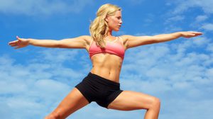 มาฝึกโยคะ กระชับสัดส่วนท่าง่ายๆ กันเถอะ ชมคลิป!!!