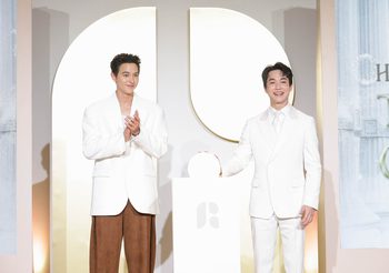 ”หมอริท-เรืองฤทธิ์“ คว้า “เจมส์จิ” ฉลองก้าวสู่ปีที่ 6 THE RITZ CLINIC อย่างยิ่งใหญ่!! พร้อมเปิดสาขาใหม่ Future Park รองรับบริการเต็มระบบ