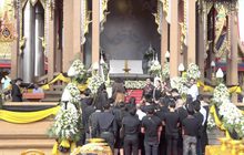 ฌาปนกิจ “น้ำตาล เดอะสตาร์” คนบันเทิงร่วมอาลัยครั้งสุดท้าย